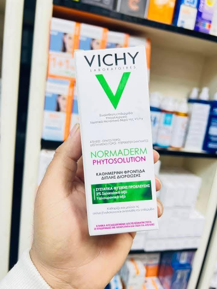 Vichy Normaderm Phytosolution - المنتج الأصلي 💯 بباركود فرنسي 🇫🇷
يعتبر هذا الكريم الخيار المثالي للعناية اليومية المتكاملة، حيث يجمع بين الخبرة الفرنسية والمكونات الطبيعية الفعالة! 🌟✨
✨ مميزات المنتج:
• تصحيح مزدوج مذهل: يستهدف البثور، الرؤوس السوداء، والآثار المزعجة بفعالية عالية 🎯.
• ترطيب يدوم 24 ساعة: بفضل حمض الهيالورونيك، ستبقى بشرتك رطبة ومنتعشة دون أي شعور بالثقل 💦.
• تركيبة قوية ونظيفة: يحتوي على 2% حمض الساليسيليك الطبيعي لتقشير المسام وتنظيفها بعمق 🧼.
• تنظيم الدهون: وداعاً للمظهر الزيتي! يقوم بتنظيم الإفرازات الدهنية ويقلل من ظهور المسام الواسعة 📉.
• حماية فائقة: يقوي حاجز البشرة الدفاعي ضد التلوث والعوامل الخارجية القاسية 🛡️.
• لطيف وآمن: مناسب تماماً للبشرة الحساسة ومختبر طبياً لضمان أفضل النتائج 🧪✅.
السعر 6 الاف توصيل مجاني داخل بسمايه


**إذا كنت صاحب هذا الإعلان وتريد حذفه لأي سبب، رجاءا أرسل رسالة إلى الدعم الفني**
