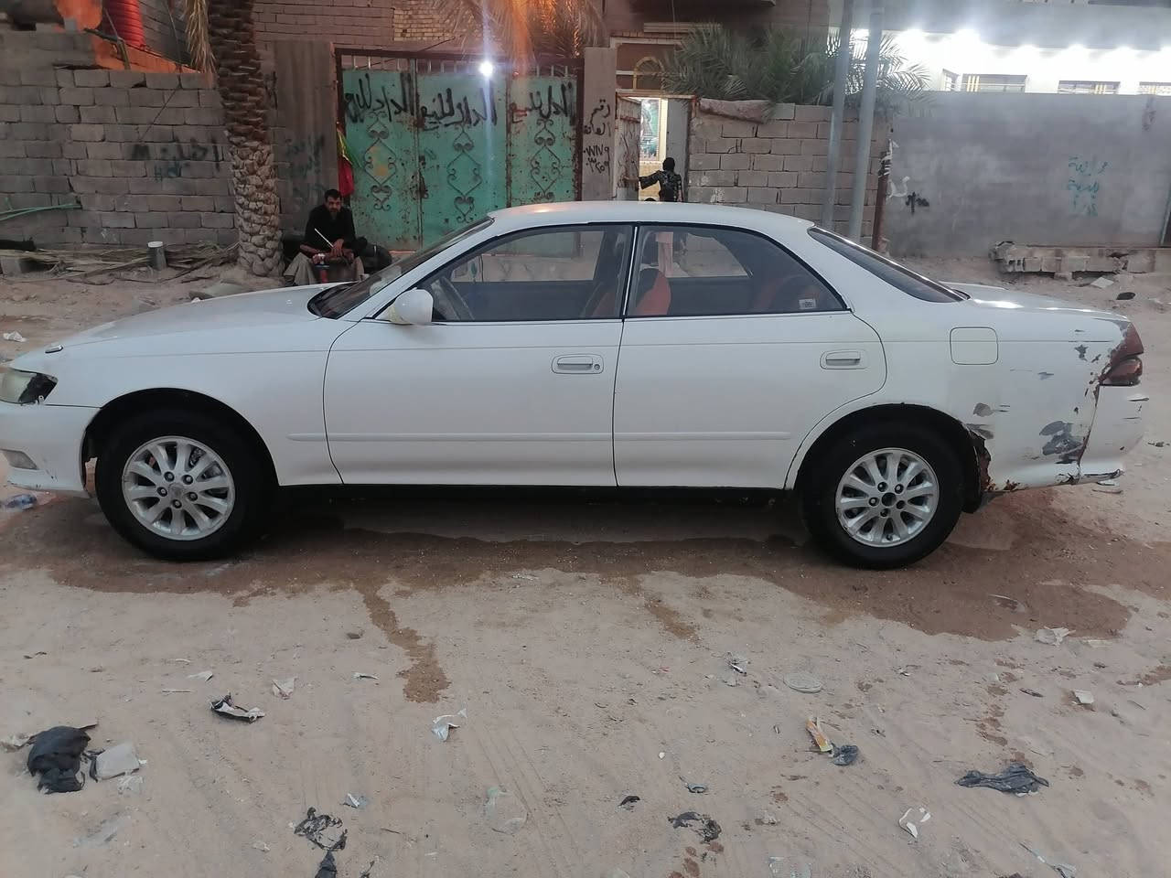 سلام عليكم سياره مارك نفخ مديل ٢٠٠٠ باسمي مكينه وكير ونجي وغرفه جديده تبريد شغال تخم تاير حداديه جديده العنوان البصرة الزبير رقم الجوال ***********
