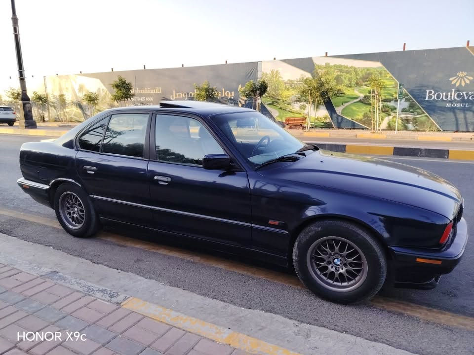 السلام عليكم
للبيع BMW -مديل 1994 -حجم 525i دجتل- گير اوتوماتيك سبورت وايكو -تبريد ممتاز + تدفئة -سلايت -جامات كهرب امامي- داخل صاج- كشنات جلد اسود- قفل مركزي -شاشة +كاميرة -رقم نينوى حديث بأسمي -صبغ عام بدون اي ضرر -السعر 68$ رقم الهاتف ***********
