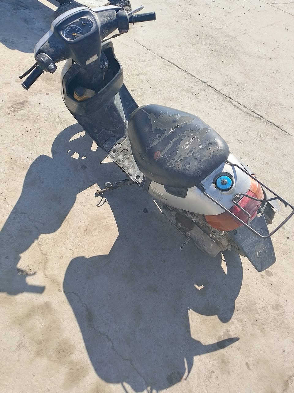 بطة شغالة كهربائيات كامله عوزه بس شوته وتنضيف كابريته شغاله بس تكطع سعر 100 قفل


**إذا كنت صاحب هذا الإعلان وتريد حذفه لأي سبب، رجاءا أرسل رسالة إلى الدعم الفني**