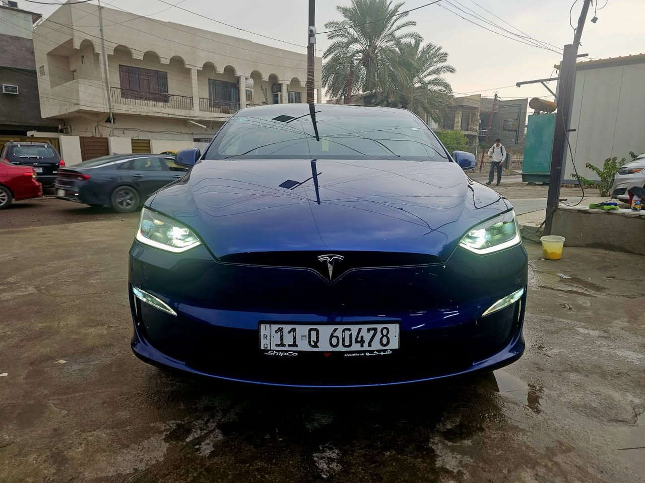 تسلا موديل X Long Range موديل 2023
المحرك: كهربائي بالكامل⚡️
Dual motor 

بطارية كبيرة
تمشي بالشحنه 600km
بدون ايرباك 

‎شاشة متحركه
وارد امريكي 
670 حصان
‎المواصفات:

(Soft Closing) أبواب شفط
5 ركاب
كروز كونترول ذكي
ستيرن تدفئة كهربائي
كراسي كهربائية مع ذاكرة وتدفئة
(Navigation) نظام ملاحة
باب شنطة كهربائي
Home Link نظام
ساوند سيستم فاخر
كاميرا رجوع
(Brake Assist) نظام مساعد الفرامل
نظام الثبات الإلكتروني
تحكم أوتوماتيكي بالإضاءة العالية
(Keyless Entry / GO) دخول وتشغيل بدون مفتاح
أضوية LED أمامية
(Dynamic Steering) توجيه ديناميكي
كبح طارئ أوتوماتيكي
نظام تحذير من التصادم
مراقبة النقطة العمياء
تحذير مغادرة المسار
تنبيه حركة المرور الخلفية
كاميرات محيطية 360 درجة
حساسات محيطية 360 درجة
نظام مساعد الاصطفاف
نظام ترفيهي داخلي
بلوتوث و AUX
والمزيد من المميزات الحديثة
مكان السيارة : العامرية 
رقم التواصل : *********** واتساب
رقم التواصل : 00962799869000 واتساب
