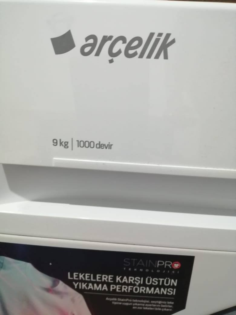 السلام عليكم...
للبيع..
غسالة ملابس أرچيلك تركيه 9 كيلو مستعمله قليل جداً نظيفة لا بيها عطل ولا داخله تصليح السعر 350 ألف وبيها مجال للشراي 
حي الجامعة شارع مركز شرطة البيئه


**إذا كنت صاحب هذا الإعلان وتريد حذفه لأي سبب، رجاءا أرسل رسالة إلى الدعم الفني**