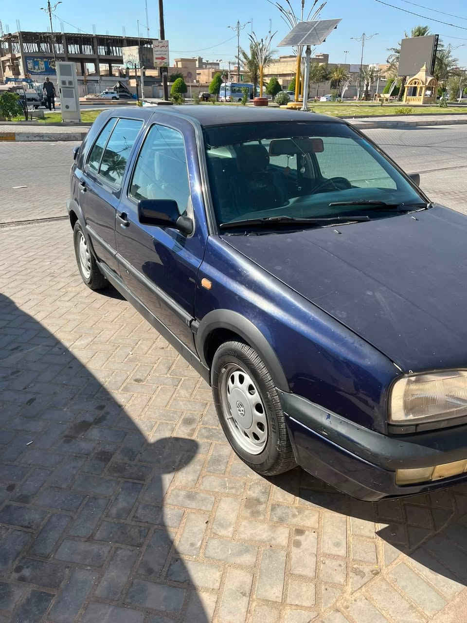 السلام عليكم كولف 92 رقم أنكليزي سياره جاهزه سنويه 2031 تخم تاير جديد محرك 2000 كير اتوماتيك التبريد نقص غاز باتري جديد السعر $43 للاستفسار الاتصال *********** مكاني بغداد المعلمين
