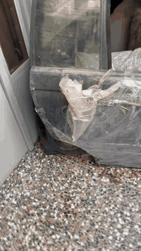 اوبل بزون مديل 1996 سياره متروكه صار ٣ اشهر علا هل حطه محرك ٢٢٠٠ بدلته جديد فقط لضفيره مو نفس لمديل ليريل لو يبدل عقل لو ضفيره صدر امامي جديد 
وعندي الهه غراض كامله جدد
فلنجات خلفيه دسكات اماميه بوش ٢ خلفيات كمبريسر فريز وزوج بيبان جدد مكان بغداد لبلديات 
***********
