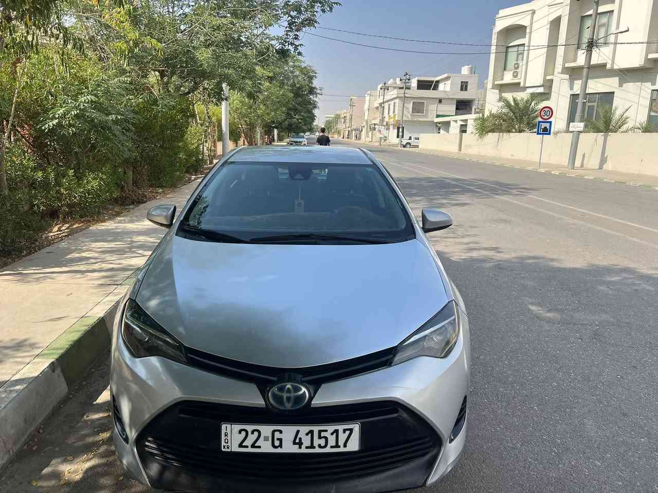 تيوتا كورلا 
2017 لون سلفر
فئه le
رقم اربيل بشرط تحويل وكاله 
ماشيه 120
كير مكينه بشرط
ضرر قطعتين بونيد جامرلغ 
بدون قطره دواخل 
وبدون ايرباك
رادار حجر بلاد 
لايتات بلادي 
بدون نواقص 
العنوان قضاء كلار ***********
السعر 142وبيهه مجال
