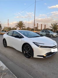 بريوس ٢٠٢٤ • فول مواصفات • ماشي ٣٠٠٠٠