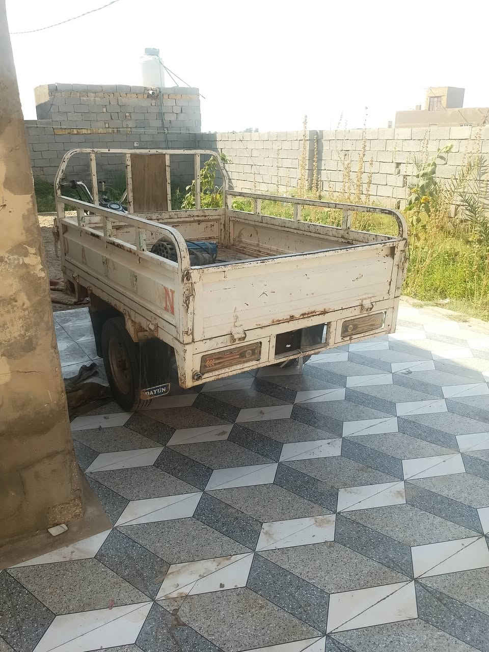 السلام عليكم ستوته للبيع موديل 15 كلك ستوته كهربائياتها شغاله طائرات نظيفات مكاني شطره سعر 950 رقمي ***********
