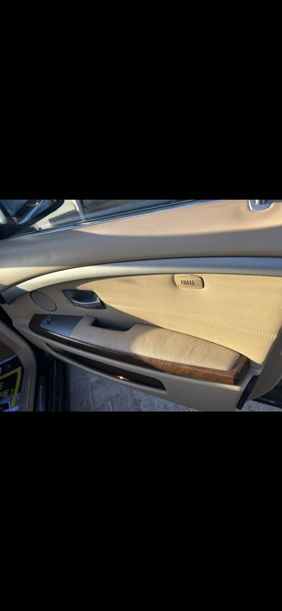 السلام عليكم
ادوات ادوات ادوات
 بي ام دبليو باخره e66 V8
  حجم 750Li
 موديل2006
 لون اسود
ماشيه 167  
فوول مواصفات باب طويل
فتحه
كشنات بريد تدفئه مساج
تبريد امامي خلفي تبريد سقف
كشنات امامي خلفي تحكم كهرباء
5 بردات
سيدي جنجر
تلفون
ثلاجه اماميه وخلفيه
ابواب شفط
صندوك شفط
حساسات امامي خلفي
تشغيل بصمه ذكي بدون ماتخلي البصمه

مكينه كير كفاله
مكفوله من الضربه والمعجون والكص والتبديل

السعر 75
المكان البصرة 
***********
