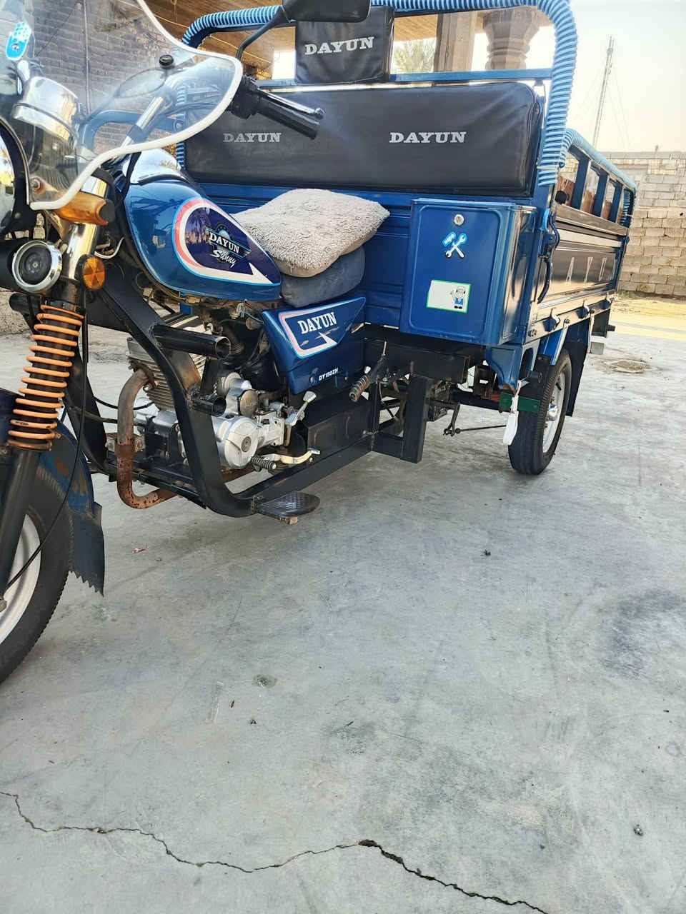 السلام عليكم للبيع موديل 20 مرقمه ستوته نضيفه كلش مكفوله من كلشي ماذب عليه ربع مكاني واسط الزبيديه السعر 3 وربع الستوته بلحقيقه احله من التصوير وهذا رقمي ***********
