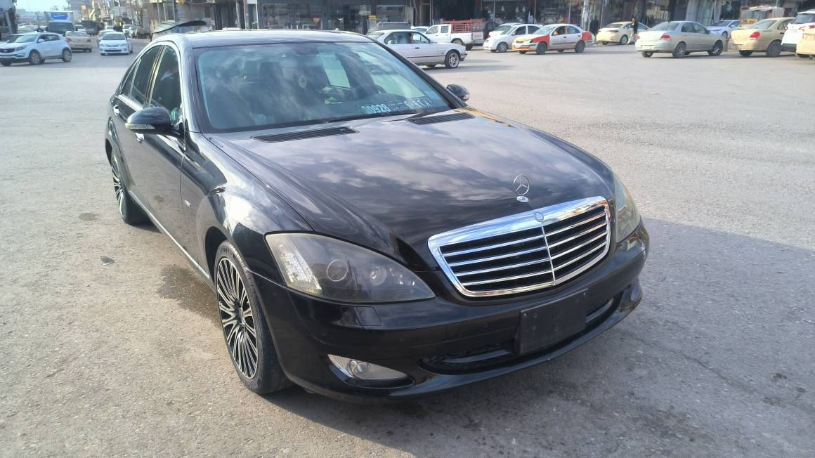 ***********
به ناوی خوای گەورە و میھرەبان 
مارسیدس ئێس کڵاس شه شبستۆن مه کینه و گێڕی به شه رت 
فول مواسه فات 
بێ ده عم بێ لێدراوی 
کوشن هیته کوشن 25 جوڵه 
کامێرا حاسه ی پێشو دوا 
ئاوێنه هیته ر.شه فت.کاره بای
په رده ناو جلد 
لایت led 
مکه به ره JBL ئمپریفایه ر بیلاد 
غه تاسی ئاو چوار جام ئۆتۆ 
ئۆتۆ هۆڵد ئۆتۆ ستۆپ 
زۆری تر 
تایه و ویلی لۆکی له ژێره 
ڕه قه م کرکوک به شه رتی آولیات 
سپێری و ناو سنوقی لۆ که ده سکاری نه کراوه
کێ ویستی له خزمه تیام 
سوپاس بۆ ئه دمینی گوڵ السليمانية, العراق
