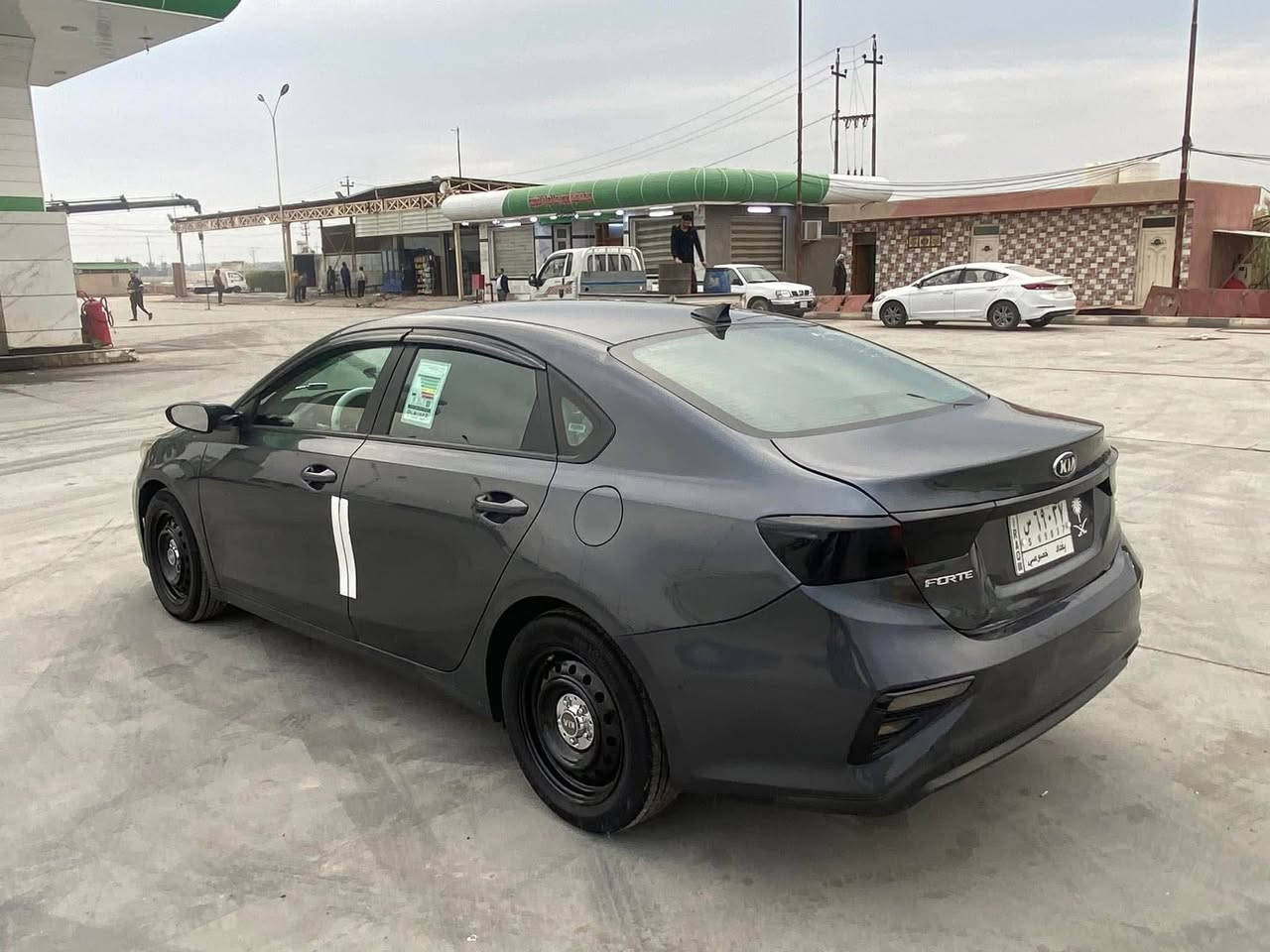 سلام عليكم للبيع او مراوس بكيه حمل 
موديل 21 
بيها 3 قطع 
كير محور at 
ماشيه 80ميل 
سعرها 115 واسط صويره


**إذا كنت صاحب هذا الإعلان وتريد حذفه لأي سبب، رجاءا أرسل رسالة إلى الدعم الفني**