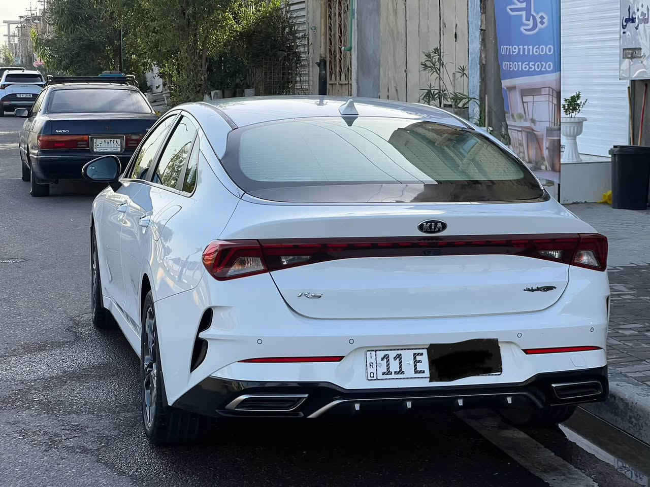 K5
K5 رياضي
خليجي موديل ٢٠٢١ الشركة الدولية فول مواصفات عدا البنوراما 
ماشيه ٧٠ الف كم
محرك ٢٠٠٠ دوش 
اهم المواصفات 

خمسة انظمة قيادة مو اربعة هاي حتى بالفول ما تجي عدا قليل هيج تجي لان طلب خاص للشركة الدولية

بصمة
تشغيل عن بعد
شفتات خلف المقود
نظام التحكم الصوتي ( تحجي ويه السيارة وتنفذ اوامرك ) 
ويل ١٨ الجبير  وليس ١٧
كامرة وشاشة كار بلي واندرويد اوتو
مرايا شفط 
حساسات امام وخلف
والداخل مطعم بصاج 
وبعد اهواي مواصفات ماراح اذكرهن
السيارة بيه باب السايق صبغ والباقي بارد بسيط تجي تشوف يله تحس بيهن 
السيارة رايده ب ١٧٠ ورقة 
الموقع البصرة 

***********
