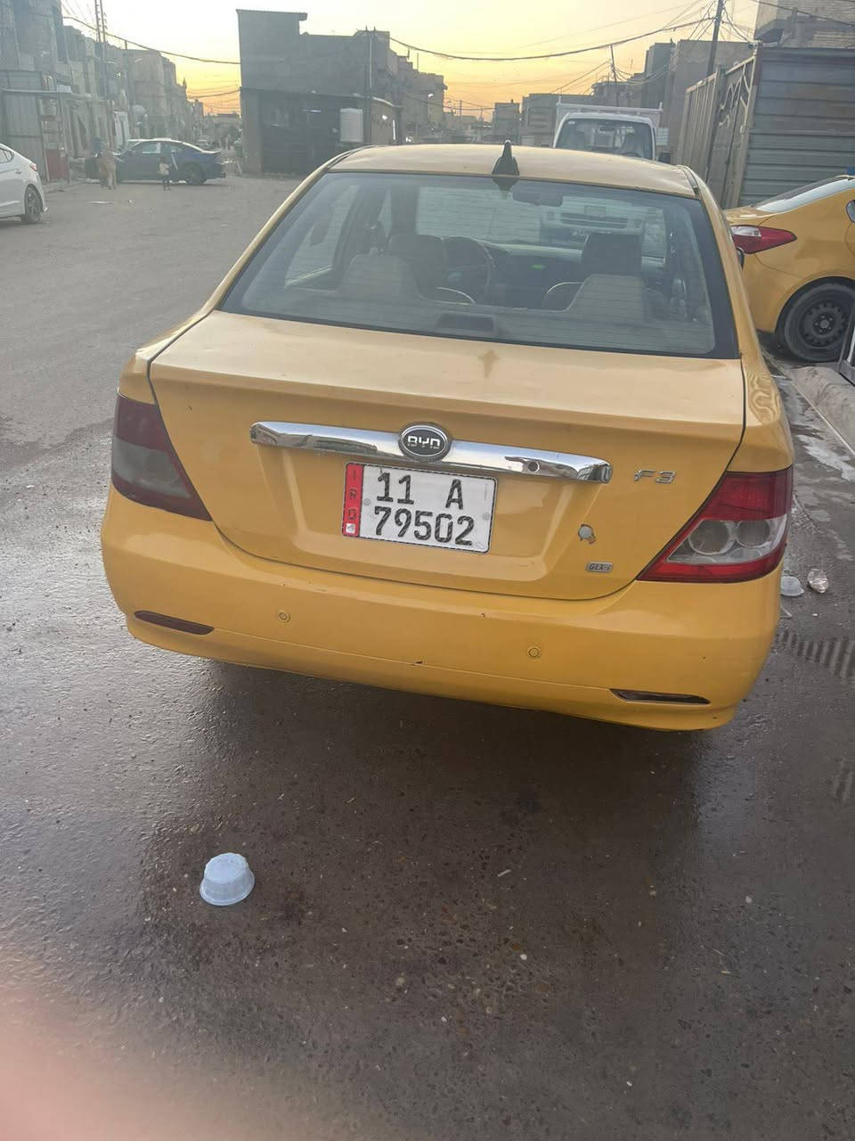 سلام عليكم بي واي دي 2011 كير محرك جدد حدادية ٪100 تخم تاير جدد سيارة جاهزة غرفتها 50% سيارة جاهزة  رقم بغداد انكليزي مكان بلديات سعر42 رقم***********
