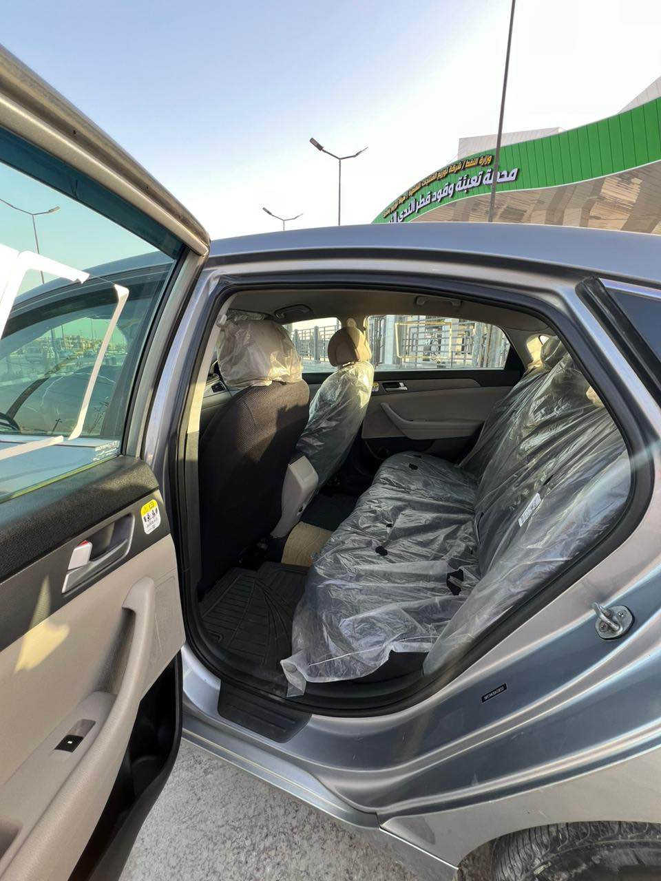 سوناتا موديل 16 حادثها ربع البنيد وجاملغ مبدل نفس اللون وهنا صار بيها صبغ جاملغ خلفي رقم شمالي بااسمي السعر 110 وبيها مجال مكانها بغداد بدون مراوس الاتصال *********** بغداد, العراق
