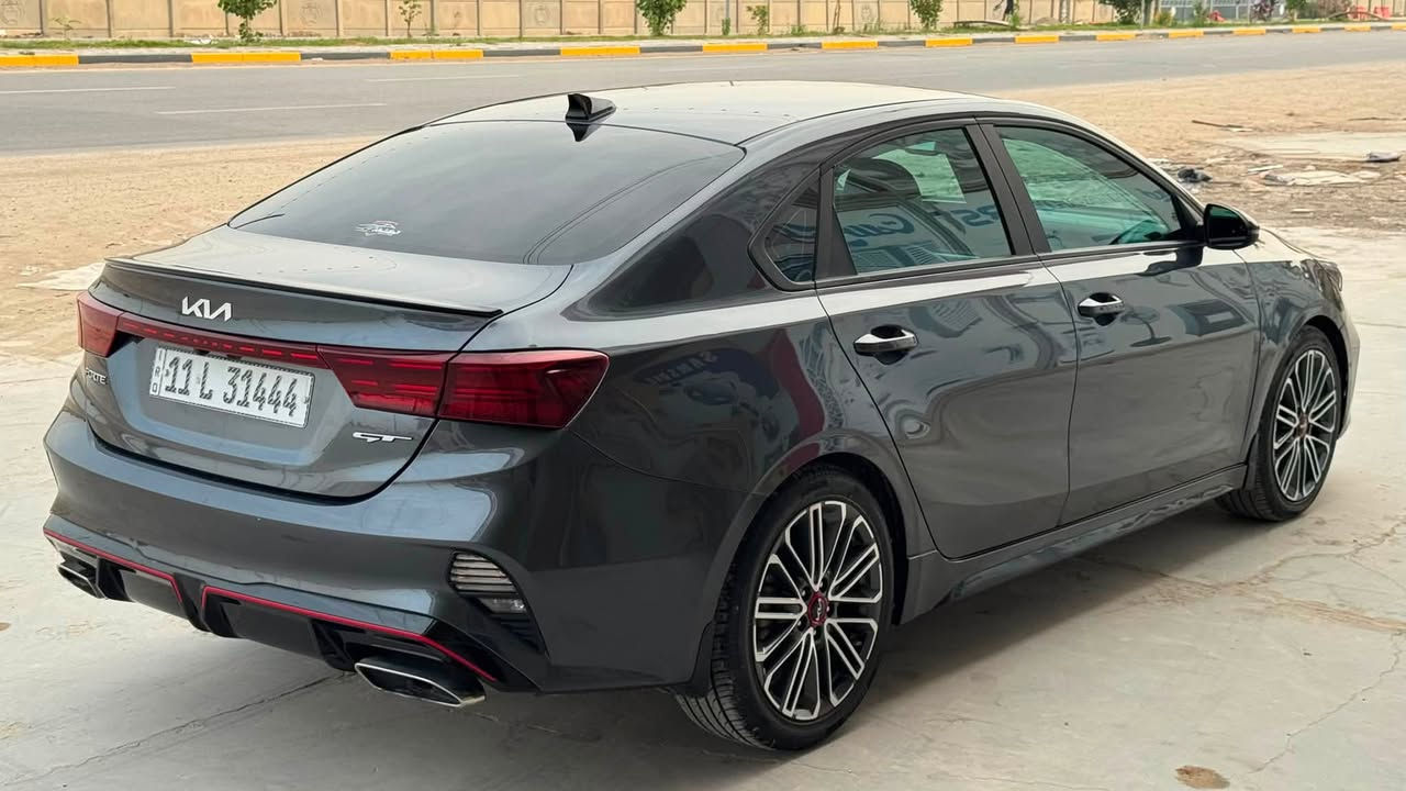 السلام عليكم ….
فورتي GT 2022
1.6 Turbo 
الكير المرغوب 7 نمر دبل كلچ
ماشية 52 الف كيلو
حادثها جاملغ امامي عكس السائق بارد فقط ونص البنيد صبغ بدون تبديل اي قطعة 
_______
تشغيل عن بعد 
شاشةكبيرة 9انج
رادار 360 درجة
توقف ذاتي
مثبت سرعة 
تحديد مسار 
قيادة ذاتية 
نقطة عمياء 
اشارة بالمري 
لايت وبك لايت ليد 
ستيرن رياضي حرف D 
اكزوز رياضي بلادي 
3 انظمة قيادة 
شفتات ستيرن 
انارة داخلية 
داخل جلد
السعر 154 وبيها مجال بسيط

مكان السيارة الديوانية 
***********
