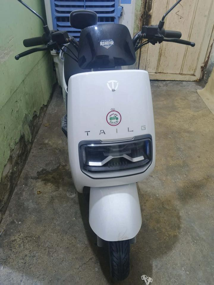 سلام عليكم تسلا لبيع زيرو جديده العنوان كربلاء السعر 1350 الرقم ‭0783 078 0739‬
