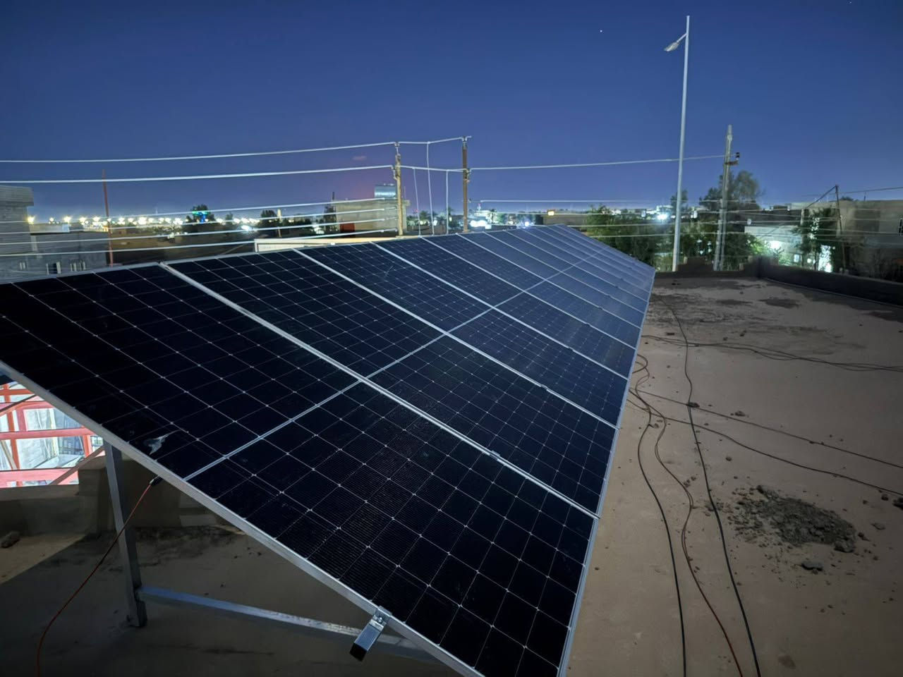 بسم الله الرحمن الرحيم
مستمرين في نشر ثقافة الطاقة الشمسية في محافظة صلاح الدين 
منظومة جديدة في قضاء بيجي
الضمان الحقيقي شعارنا
تم على بركة الله تنصيب منظومة طاقة شمسية في احد مساجد قضاء بيجي 
 24 امبير نهاري و 16.5 امبير ليلي بالتناوب مع الوطني من قبل ( دلتا للطاقة الشمسية  ) 
حيث تم استخدام
12 لوح نوع جينكو 620 واط #Jinko
انفيرتر حجم  12kw من شركة #felicity 
بطارية حجم 17.5kw من شركة #felicity
بادارة واشراف مهندس يوسف عزاوي حاجم
للاتصال ☎️: ***********
العنوان
صلاح الدين/ بيجي. طريق الصينية - قرب مدرسة الفضيلة
🌞💚🌟 #صلاح_الدين #بيجي #الضمان #منظومة #حي_الرسالة #الطاقة_الشمسية #تكريت
