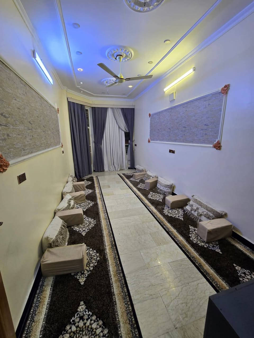 دار للبيع 230م عل شارع تجاري
زراعي مسجل بلامانه من ضمن تطويب
بغداد رئاسه العبيدي شارع 20
علشارع نفسه قرب علوه بغداد وقرب مدرسه الشهيد سلام
ستفسار
***********
