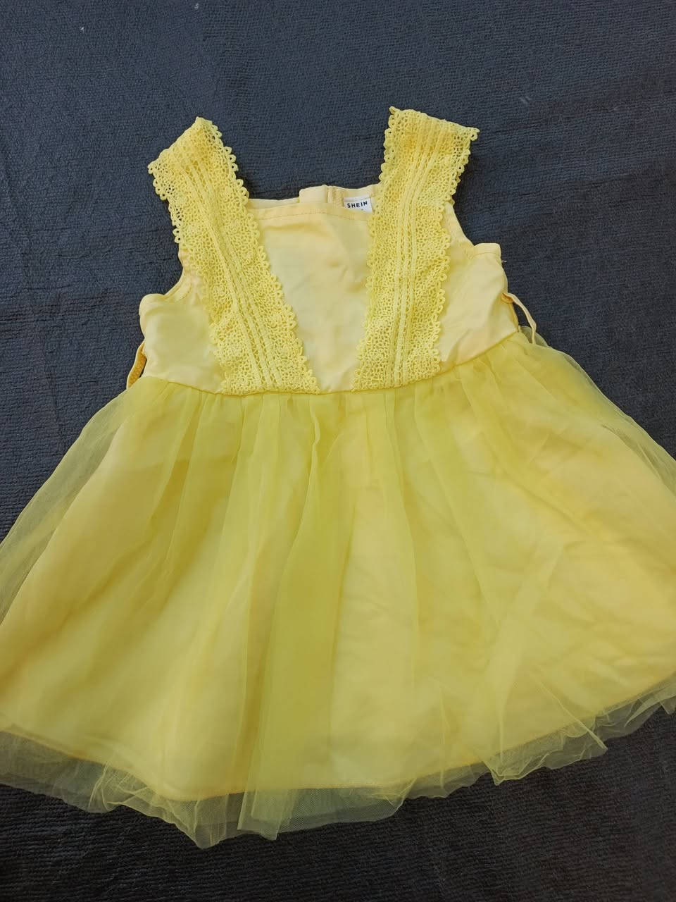 ملابس طفال قطعه 4/5
اعمار اشهر اكثر شي واعمار لحد 9سنه


**إذا كنت صاحب هذا الإعلان وتريد حذفه لأي سبب، رجاءا أرسل رسالة إلى الدعم الفني**