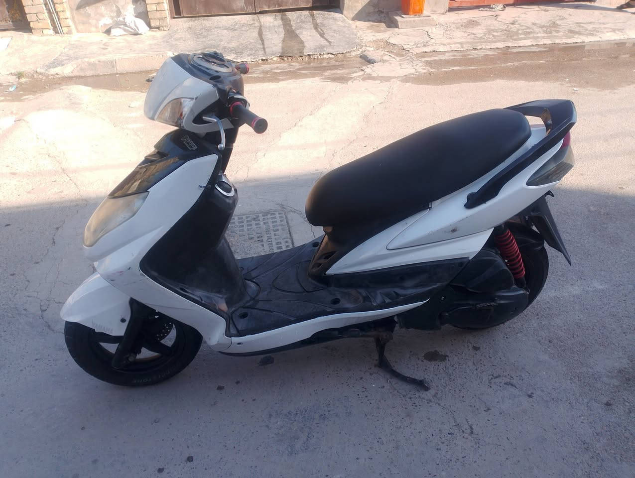 السلام عليكم سكنس فحل ياباني خطين نوزل نضيف كله شغال  نكرة ***********بلديات الصحفيين
