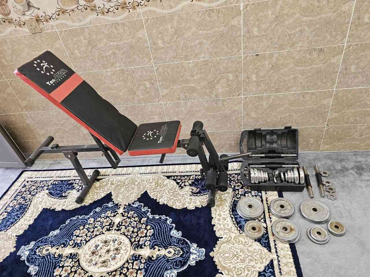هذني اجهيزة رياضة للبيع كلهم مال بيت و بشرط 
جيهاز مشي 
باسكيل ابتكال حجم كبير 
اثقال ٥٤ كيلو وياء مصطبة 
مكاني اربيل سعر خاص لو واتس اب 
0751 761 58 51
