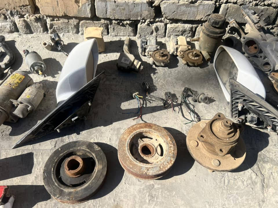 غراض سوناتا للبيع  /كوت قضاء الحي/ ***********
