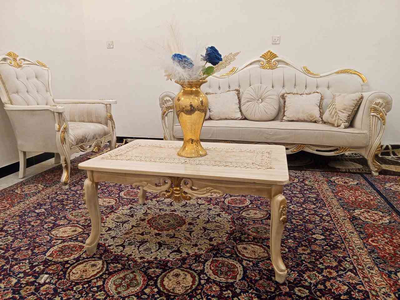 السلام عليكم تخم زان تركي 10 مقعد زائد طبله النظافه جيده المكان بغداد تواصل على هذا الرقم واتساب اتصال. ***********
