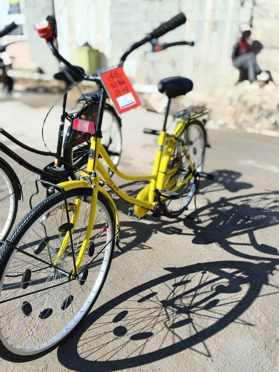 للبيع الاسود سعره 150 والاصفر 130 بيسكلات كارتون خاص مفتوح رقم ***********
