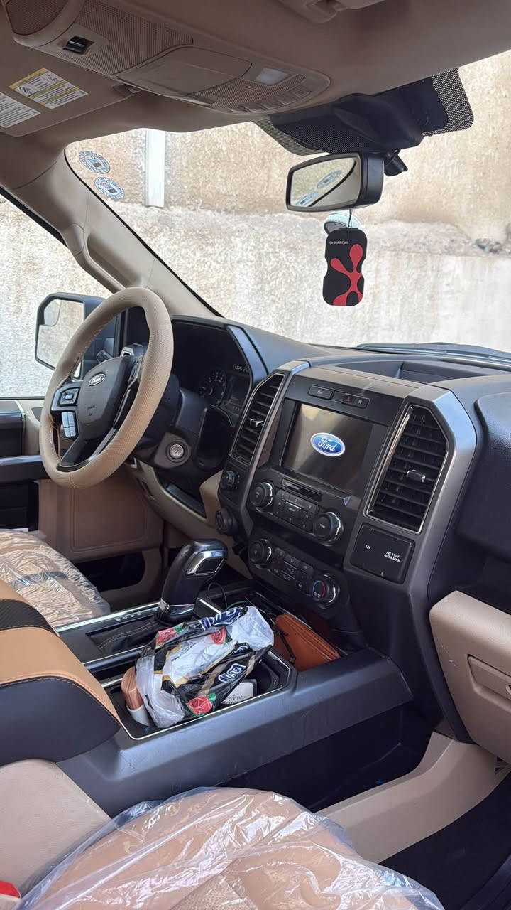 فور رابتر البيع
فورد للبيع F150 فئهXLt باب طويل بدي قصير

محرك :8 سلندر (5000)

دخول ذكي دوسات كهربائيه

حادث جدا بسيط خشم جاملغ امامي فقط بدون ايرباك ودواخل 

سياره كلش نضيفه ما بيه مصرف رقمه اوبيل بسمي تحويل ثاني يوم  تدفئه تبريد كله تمام مابيه اي نقص ‭***********‬

مكلف بل نشر للاستفسار لاتصال على الرقم .( مكان السياره بابل حله )
