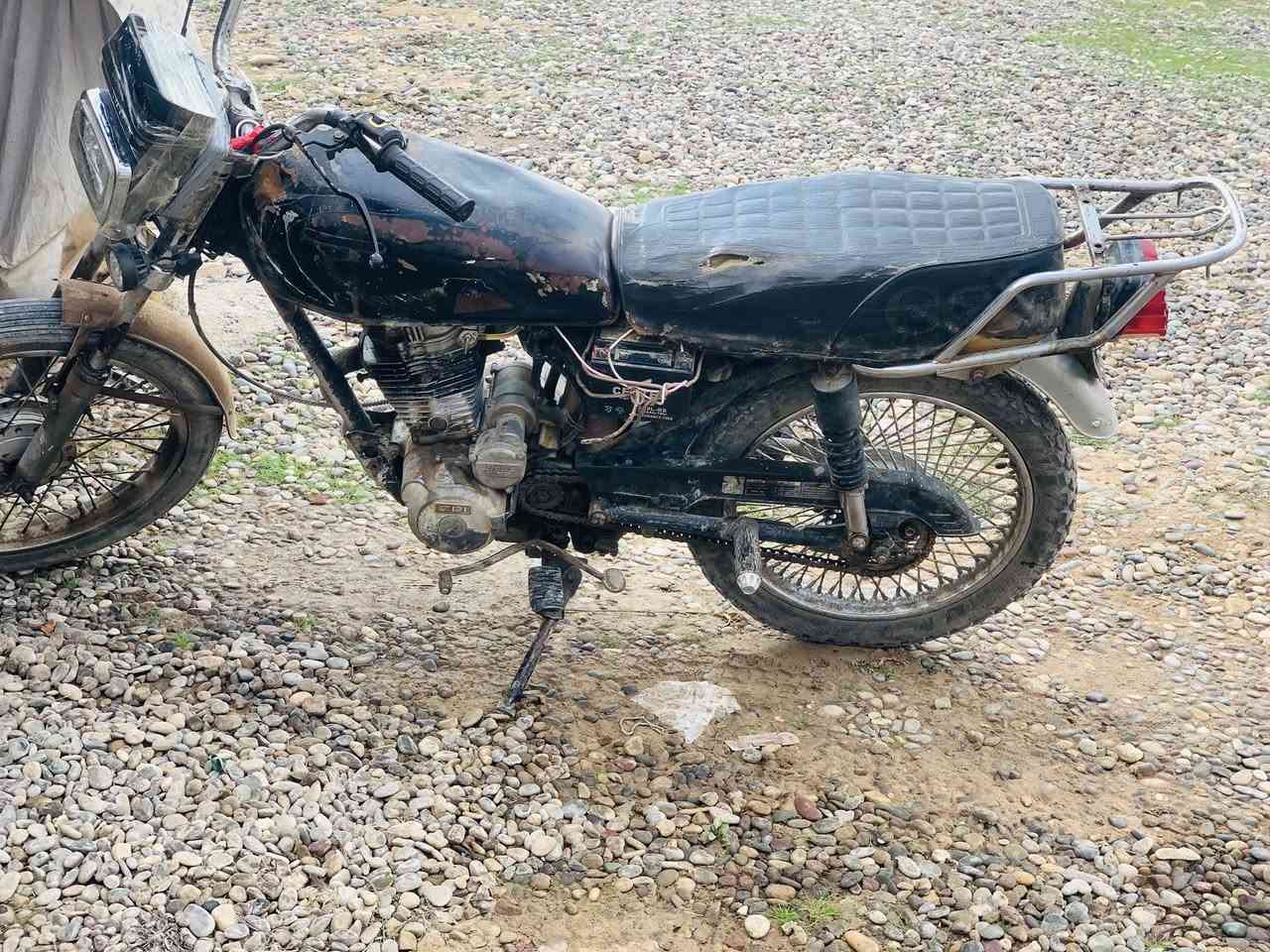 سلام عليكم عندي هاذا لموطور لبيع محرك ١٥٠والسعر١٥٠وبي مجال تايكر ويلي يحب يخبرني لا هاذا رقم***********
