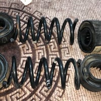 عندي لويات مع القواعد مع دبلات خلفي للبيع  اخت الزيرو بورش بنميرا اصلي...