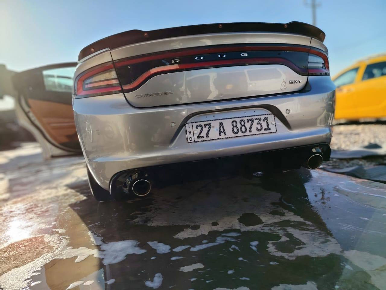 اخوان تعجبك السياره اخليك بعيوني وع راسي ماتعجبك الله يرزقك بالاحسن منه ان شاء الله
جارجر موديل ١٥ رقم ذي قار مشروع وطني باسمي سياره جاهزه الحادث السونار مرفق وي صور السياره مكينه كير حداديه زوج تاير امامي جديد تبريد تدفئه كشنات حضن بيه راس شاصي  كدام  التاير من يم البرانكيت مال دعاميه وعندي صورته مصوره الي يريده يراسلني خاص ادزله صوره
اخوان تفاصيل سياره كله موجوده بالمنشور
*********** مكاني ديوانيه قضاء عفك
