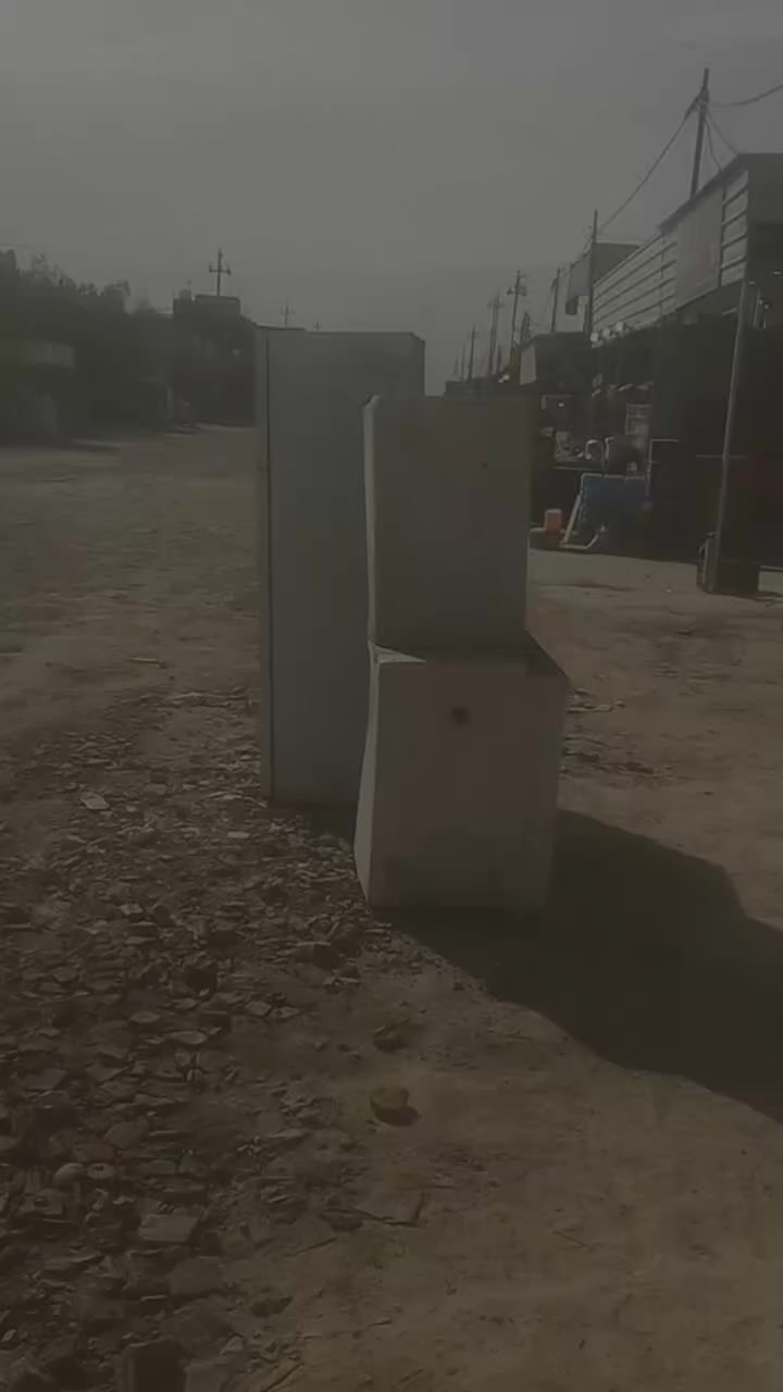 السلام عليكم مقابيل جامع وحسينية امام السجاد بيع وشراء غراض ال بيع سبالت وغسالت وثلاجته ومجمده ومكيفات بسعار مناسبه مستخدمه وتصليح انواع التباريد سبالت وثلاجته وغسالت بسعار مناسب وتوصل ال باب بيتك ما عليك بس ترسال واتساب واتصل ***********
