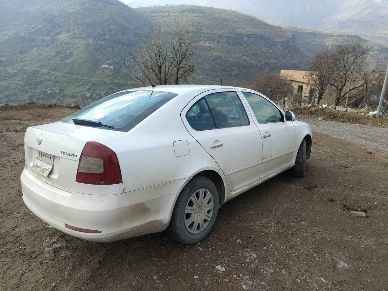 سکۆدا مۆدێل 2009 گێڕ عادی  جام کارەبایی abs بێ بۆیاغە بەس 5 پەنجەی دۆسەی بۆیاغە کە بەعەیب ناچی سەیارەکە زۆر خاۆێن ماوەتەوە تایەکانی نوێیە سەنەوی تازە بەسەرچووە نرخی 79 وەرەقەو معامەلەیەکی کەم کێ موشتەریە پەیوەندیمان پێوە بکات ***********
***********
سەیارەکە ئێستا لە ڕواندزەو دواتر دەگەڕێتەوە سلێمانی
هەموو شتێکی بەشەرتە
