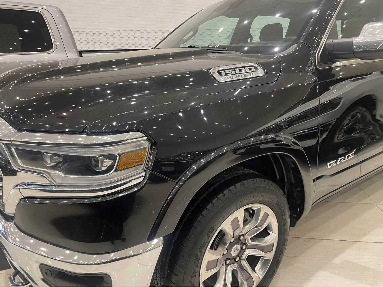 دوج رام مواصفات لونك هورن فول مواصفات وكالة هارلم موديل ٢٠٢٣ ماشية٦٢ الف كم بيها صبغ فقط جاملغ واحد بدون دواخل مكانها اربيل تريد وكالة تريد تحويل ثاني يوم اي استفسار *********** أربيل, العراق
