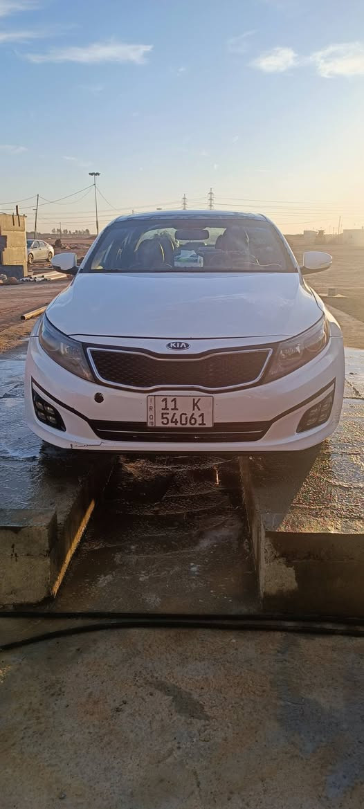 السلام عليكم
كيا اوبتما للبيع 2015،Sxl
فول مواصفات 
محرك 2000تيربو
وارد امريكي ضررها بنيد فقط 
والعراق صار بيه ضرار بين البابين نصبغت صفحه 
مكاني بابل/او كربلاء 
السعر 118
***********
