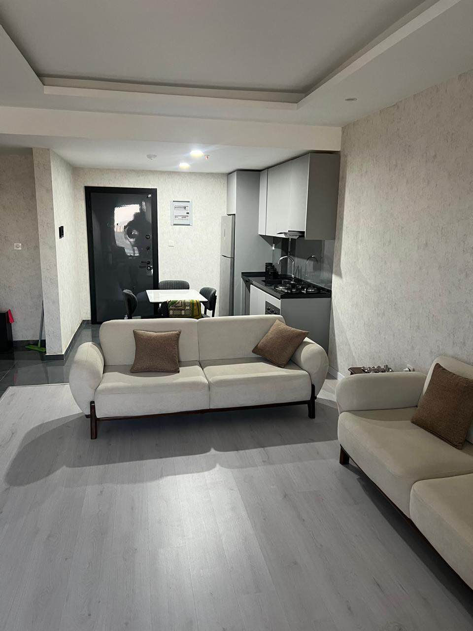 Furnished unit for slae 
Queen tower 
1+1 
83 m
78.500$ أربيل, العراق


**إذا كنت صاحب هذا الإعلان وتريد حذفه لأي سبب، رجاءا أرسل رسالة إلى الدعم الفني**