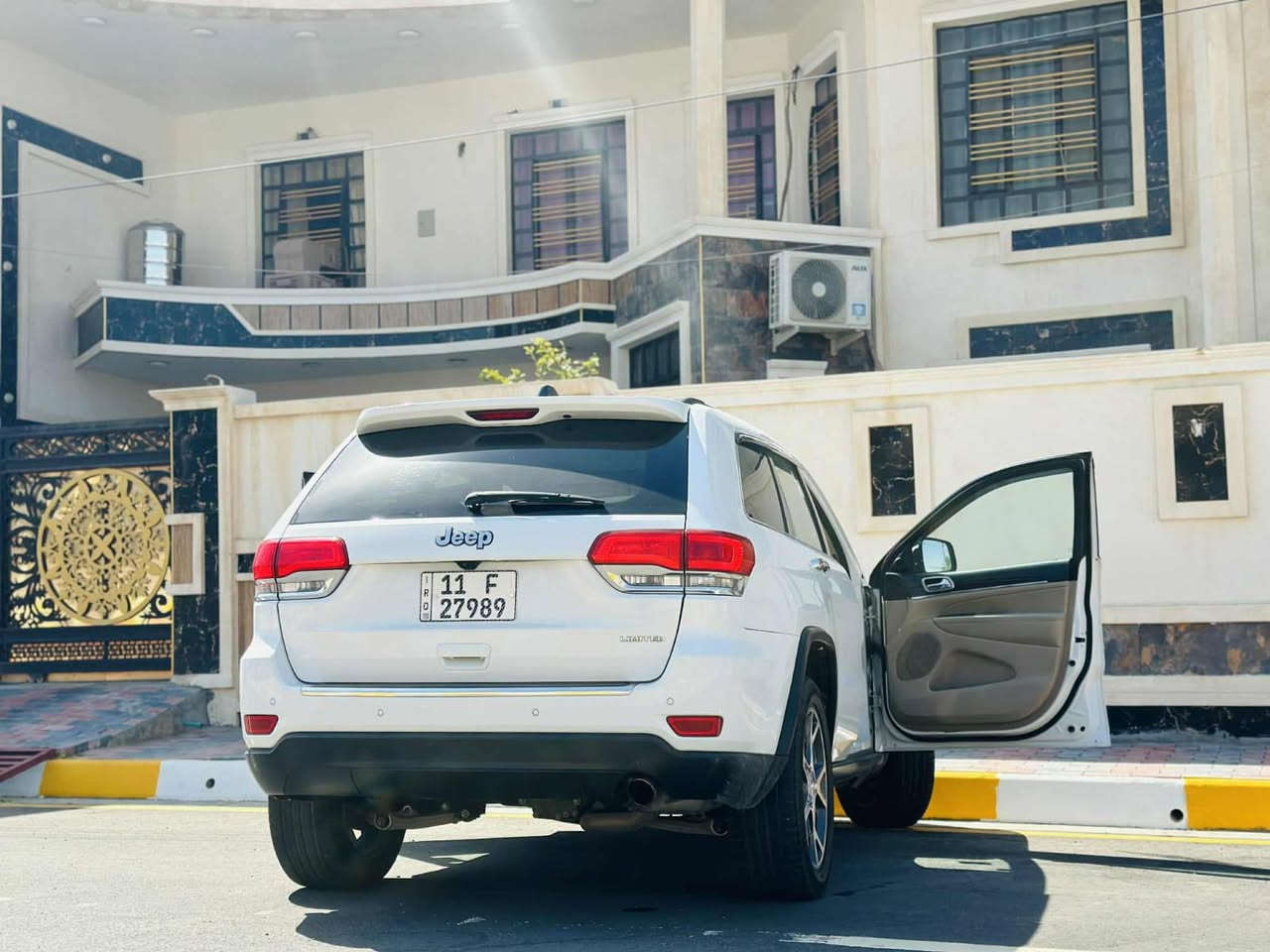 السلام عليكم جيب لمتتد امريكي فول مواصفات ايربكات سليمه مناقصه اي شي 2017 شكل ال20 ويل عنكبوتي مراوس بجارجر نضيفه ***********
