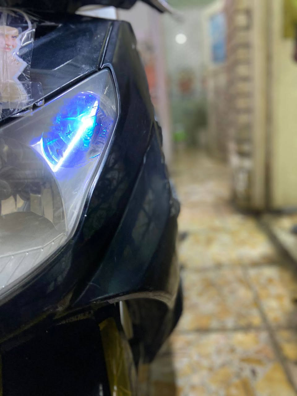 سلام عليكم شباب دراجة لبيع سنكنس فحل نفخ ياباني كفاله عامه جيب فيتر وتعال شلعه ومعدل قبل فترة نازله من رمبه وكاله كهربائيات كله كامل سعر 750وبيهة مجال عنواني بغداد منطقه الحبيبه رقم التصال ***********)او واتساب ***********
