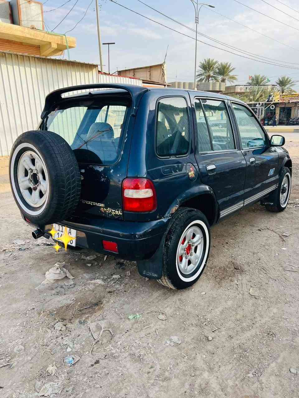 سلام عليكم سيارة سبورتج موديل 93
رقم بغداد مميز 
سيارة جاهزة اي نقص مابيهة 
تايرات جدد وصدر جديد كهربائيات كلهة شغالة 

***********
