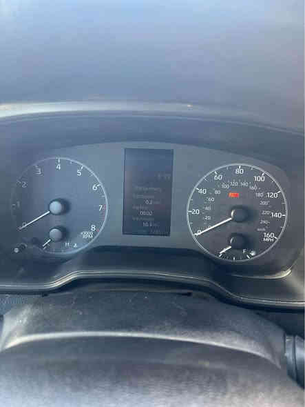 تويوتا كرولا وأرد امريكي للبيع أو مراوس 
موديل 2023 مواصفات LE
ماشية 12 الف فقط 
ضررها بولند وجملغ المامي صبغ بدون دواخل 
مواصفات السيارة 
شاشة كبيرة 
كاميرا خلفي 
رادار امامي 
حساسات خلفي 
بريك بصمة 
تحكم استيرن 
تحديد سرعة 
تترقم شمالي. اربيل. دهوك. سليمانية. 
العنوان. عقرة 

السعر 118 ومجال 
واتساب *********** اكر
