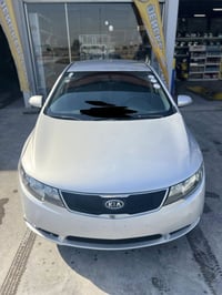 ادوات ادوات كصة جنطه كيا فورتي 2011 فول فول عده الفتحه كير مكينه حدادي...