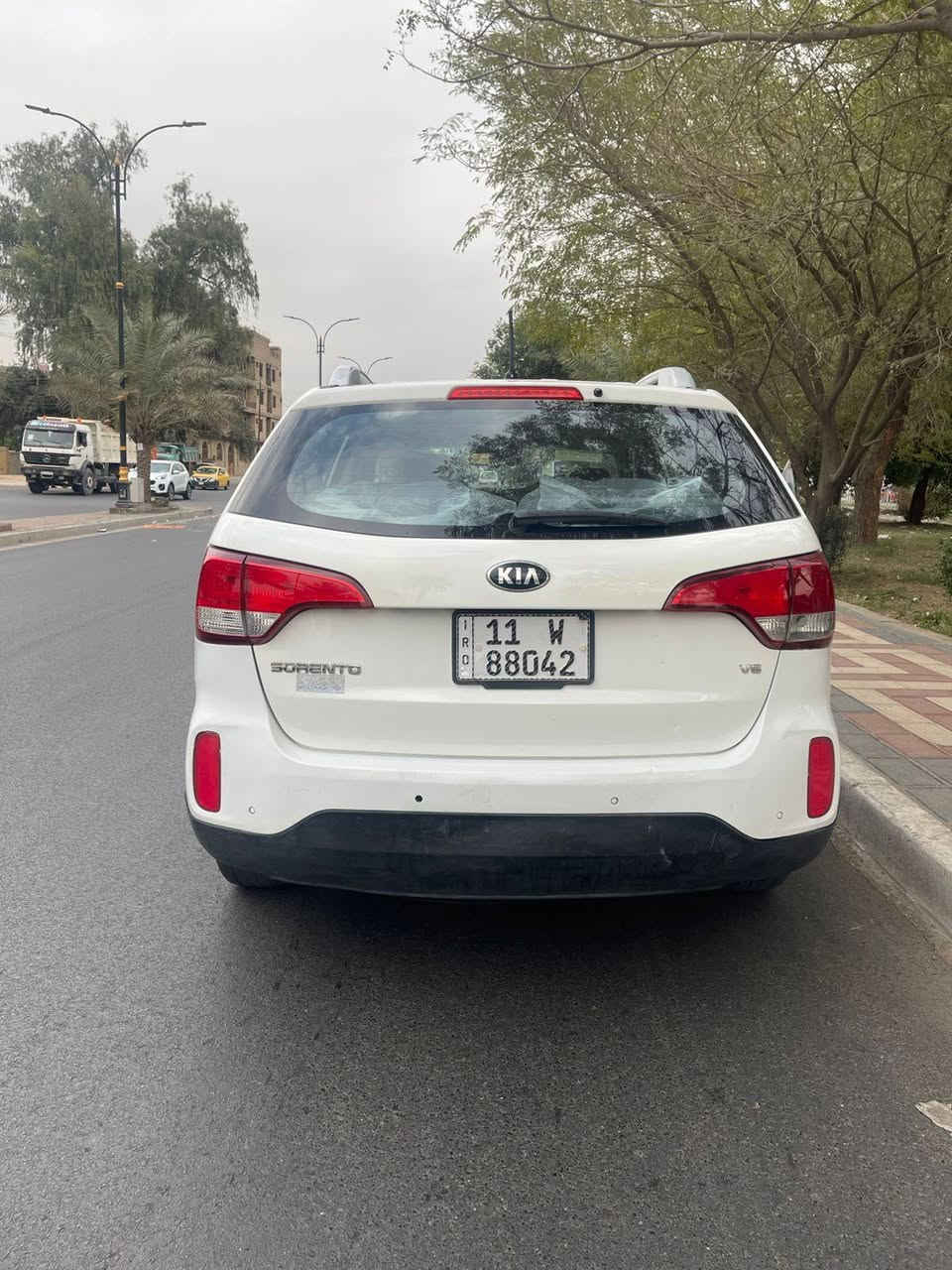 سلام عليكم سورنتو موديل 2015 وارد خليجي بدون صبغ ولاضرر شركة العامة السيارة جلد  اشاير مري كامرة خلفيه رادار تثبيت سرعه السيارة رقم بغداد مشروع وطني تحويل ثاني يوم السيارة جاهزة من كير محرك صدر تبريد تخم تاير جديد العنوان بغداد البستان للاستفسار عن السيارة الرقم ***********
