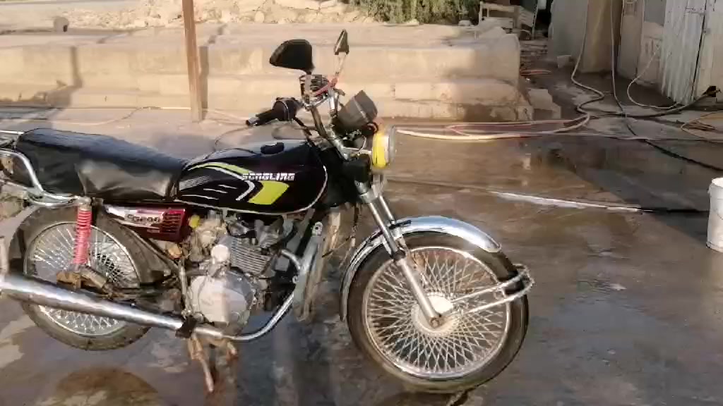 سلام عليكم دراجه سيفان موديل19  اورق كماله لا متوجده فيس لستفسره هاذ رقم ***********
