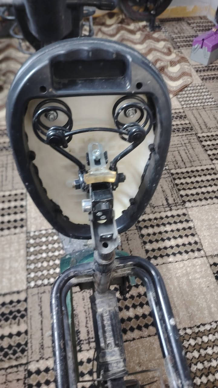 السلام عليكم بيسكل شحن ابيع تفصيخ شيعجبك اخبرني لو تعال وتساب كلشي شقال شاشه جديد يدات جديد ضفيره جديد او شقال كشن جديد او مفتاح وياه جوزه هي او اسويج اتصال ***********كلشي او سعرو
