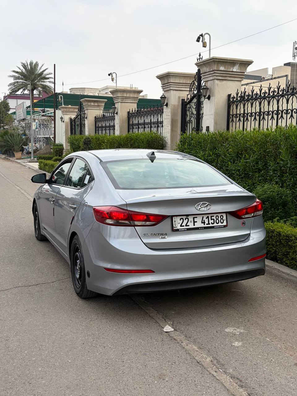 سلام عليكم النتره 2017 وارد امريكي
مكينه 2000 بيها أربع قطع صبغ 
سياره جاهزه كير مكينه منضومه غاز  صدر امامي خلفي تخم تاير جديد السعر 110 وبيها مجال
مكاني بغداد ***********
