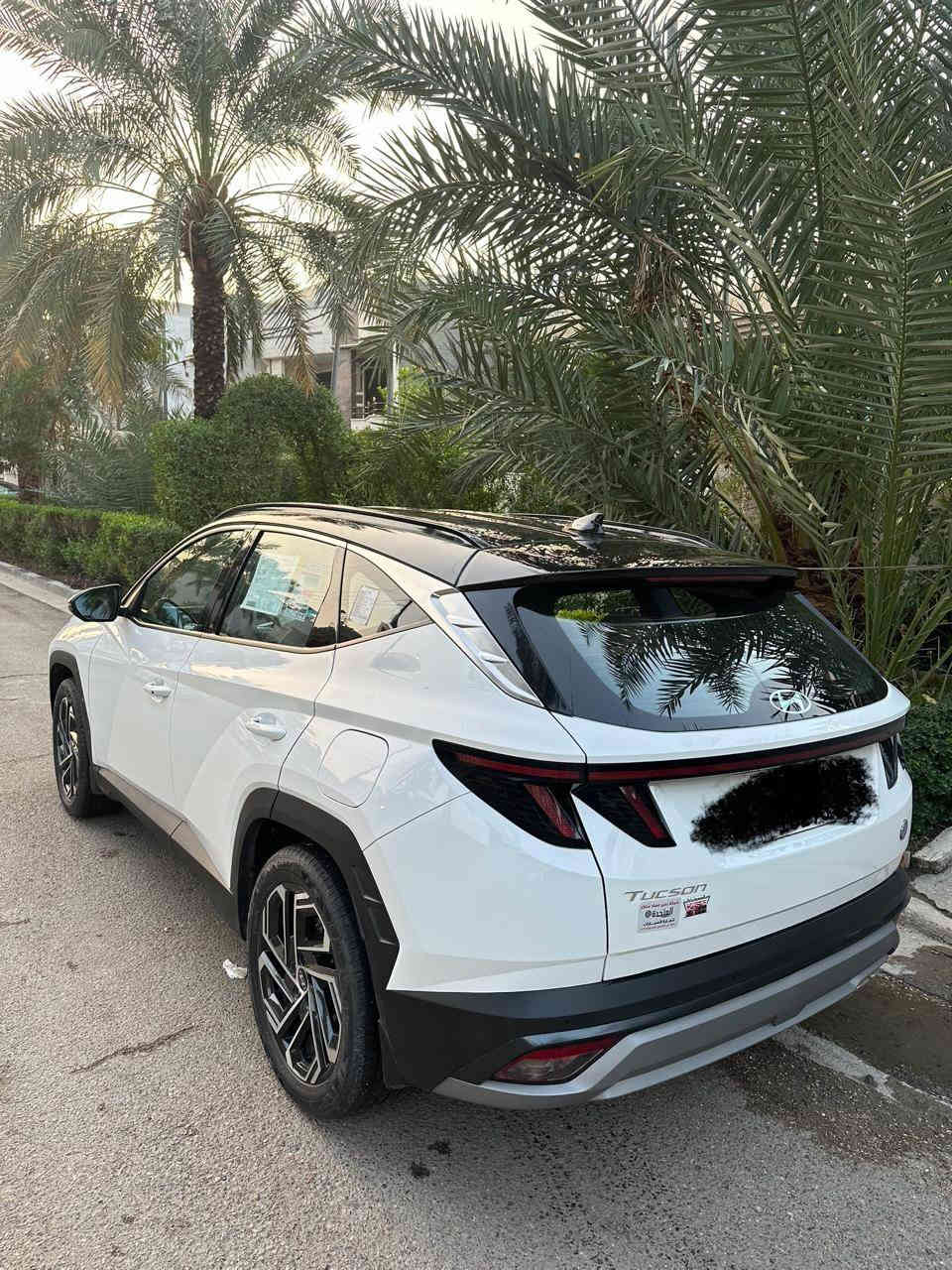 هونداي توكسان خليجي (2025) أبيض.
ضمان شركة الاولى موتورز.
بعدها داخل الضمان.
السيارة كلها على وضع الزيرو.
كفالة عامة من صبغ والتبديل والبارد.
فول مواصفات قمارة حديد (تو كلر).
ويل 19
رقم بغداد تحويل مباشر.
مكانها بغداد.
السعر (236).
للاستفسار الاتصال فقط
***********
