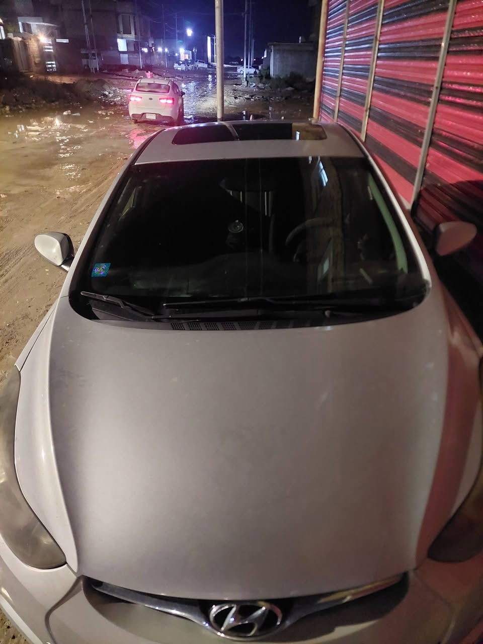 السلام عليكم الانترا مديل ١٥ امريكي رقم بغداد بسمي حادثه ٣قطع  صبغ مكينه الفين فول تحم ستيرن مرايه داخليه سبع اللوان  لونه سلفر سعره 110 $ مكان سياره كوت سونار موجود اي استفسار اتصل ***********
