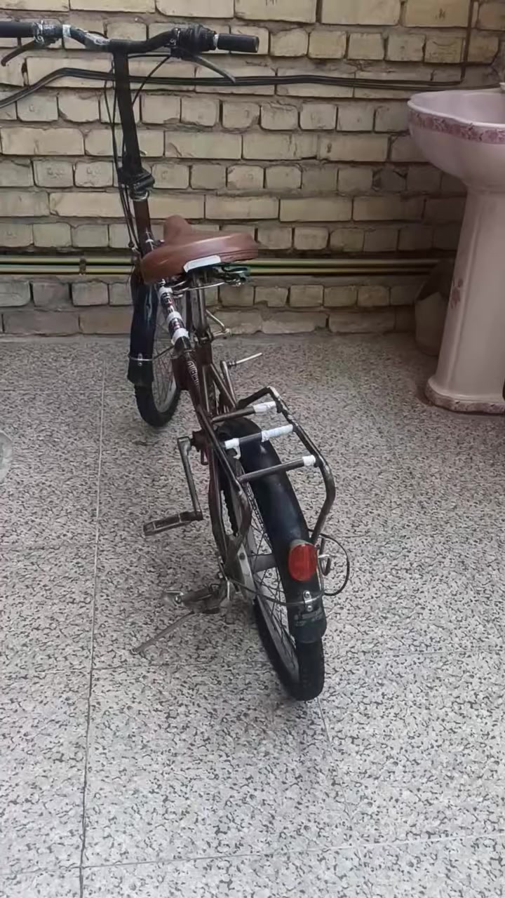 بايسكل للبيع ياباني بالة اصلي عنوان بغداد نهاية حي اور السعر 70 وبي مجال للاستفسار  او واتساب ***********
