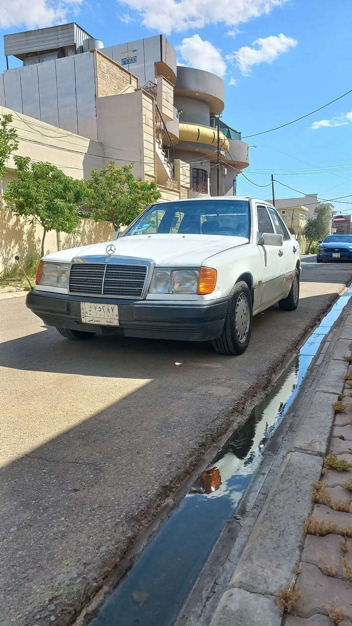 يالله للبيع فقط
موديل ٨٧رقم بغداد دولي بسمي 
مكينه مكفول بطة  ٢٥٠٠
حداديه امامي وخلفي جديده 
زوج تاير جديد 
فتحة طگتين سلايت روف
مكفوله ضربه 
السعر  ٢٩$  قفل مكاني بغداد كفاءات دورة 
***********
